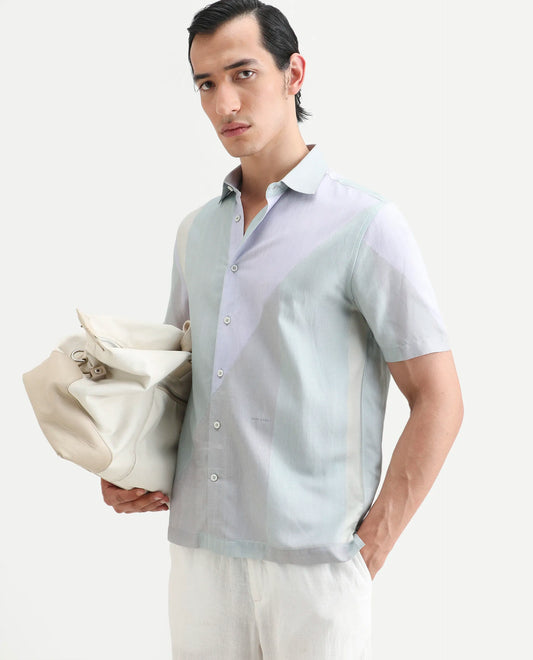 Rare Rabbit Men's Fade Pastel Green Cotton Blend Geometric Print Regular Fit Half Sleeve Collared Shirt