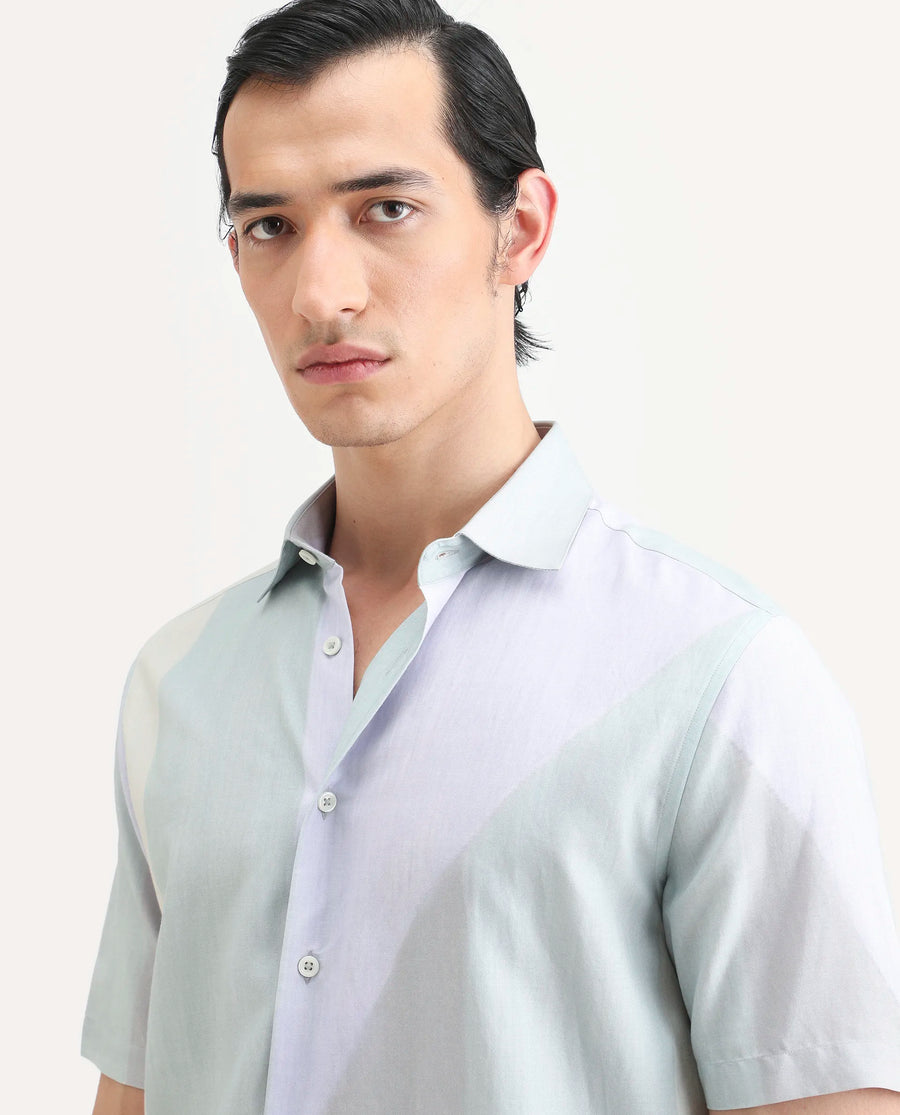 Rare Rabbit Men's Fade Pastel Green Cotton Blend Geometric Print Regular Fit Half Sleeve Collared Shirt