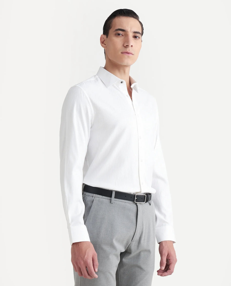 Rare Rabbit Men's Novo-25 White Cotton Striped Print Regular Fit Full Sleeve Collared Shirt