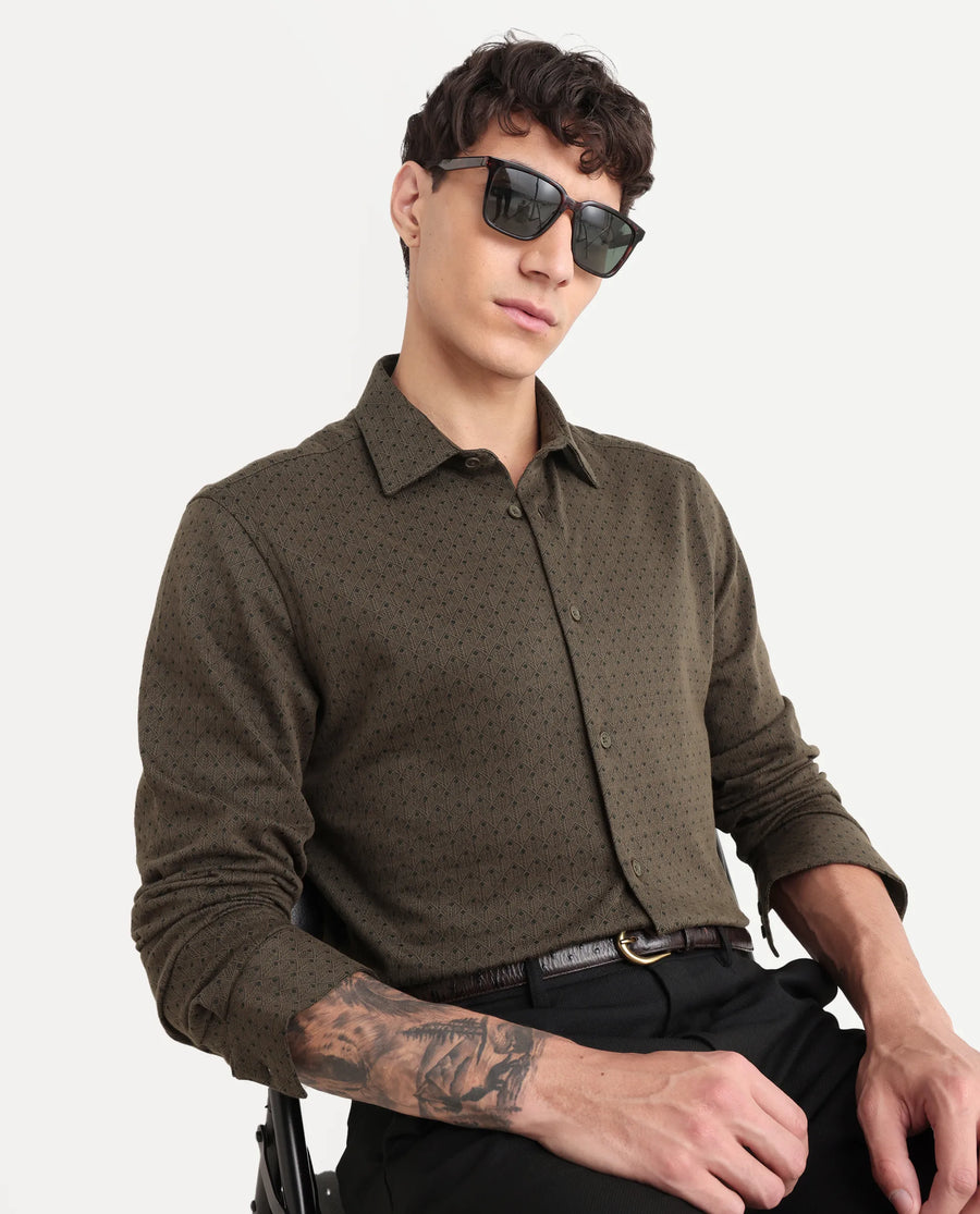 Rare Rabbit Men's Kupo Brown Cotton Blend Geometric Print Regular Fit Full Sleeve Collared Shirt