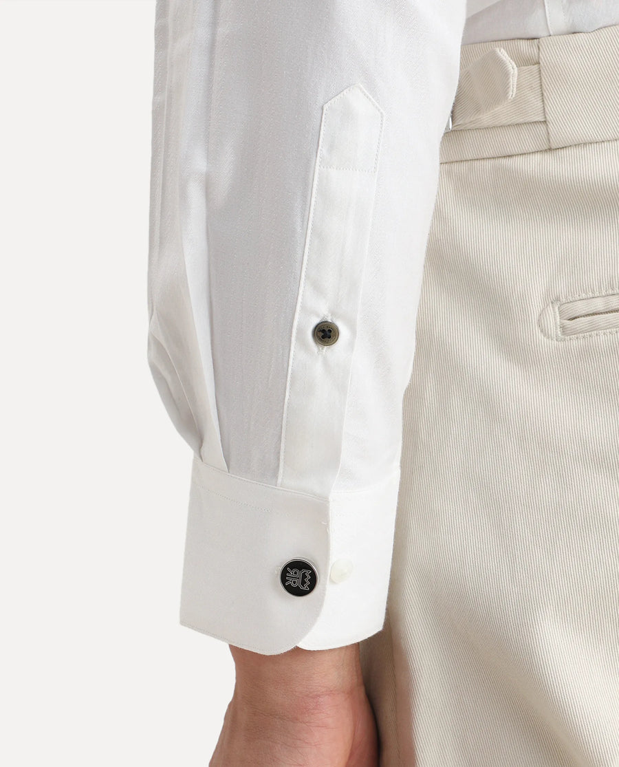 Rare Rabbit Men's Bliv White Cotton Spread Collar Regular Fit Plain Shirt