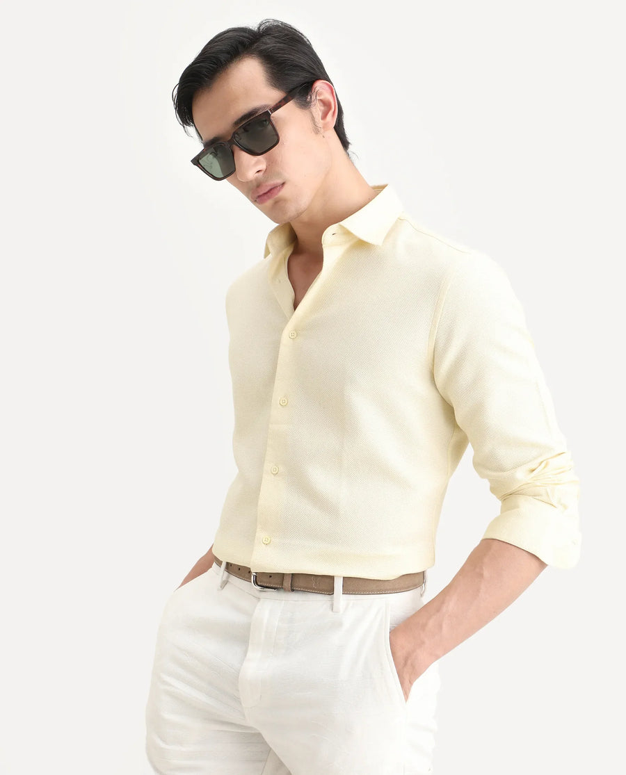 Rare Rabbit Men's Leven Light Yellow Cotton Fabric Spread Collar Regular Fit Plain Shirt
