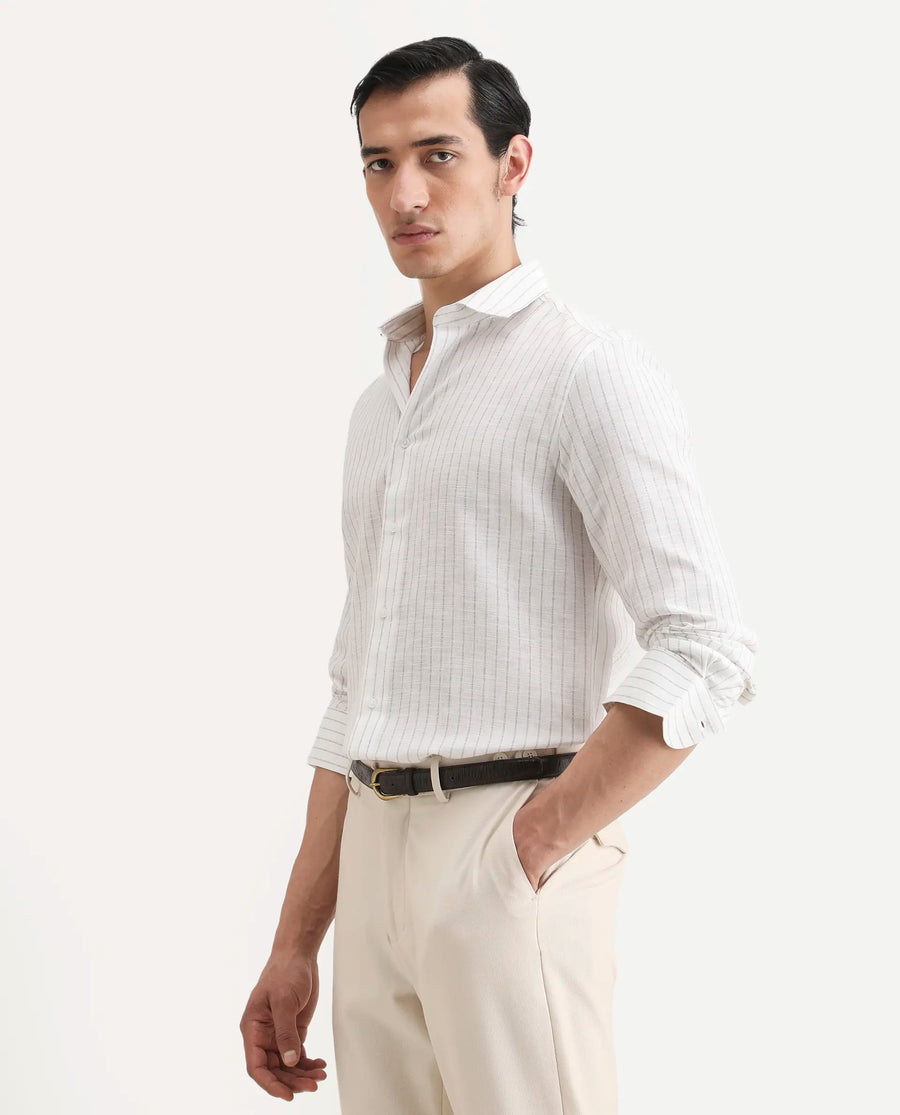 Rare Rabbit Men's Conwy Off White Polyester Blend Fabric Spread Collar Regular Fit Striped Shirt