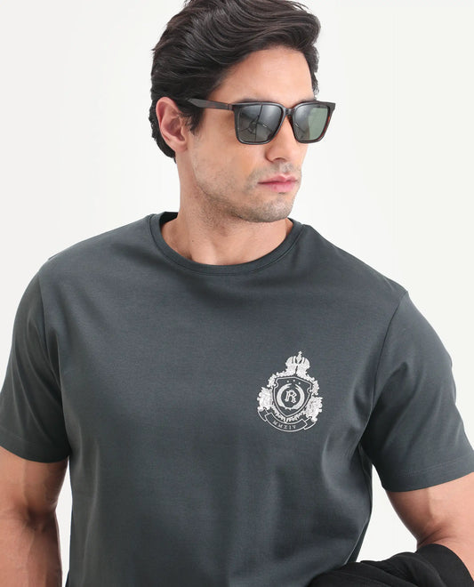 Rare Rabbit Men's Tiro Dark Grey Cotton Fabric Half Sleeve Crew Neck Regular Fit Graphic Print T-Shirt