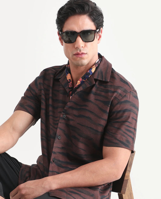 Rare Rabbit Men's Dins Dusky Maroon Cotton Blend Blend Fabric Half Sleeve Cuban Collar Regular Fit Abstract Print Shirt