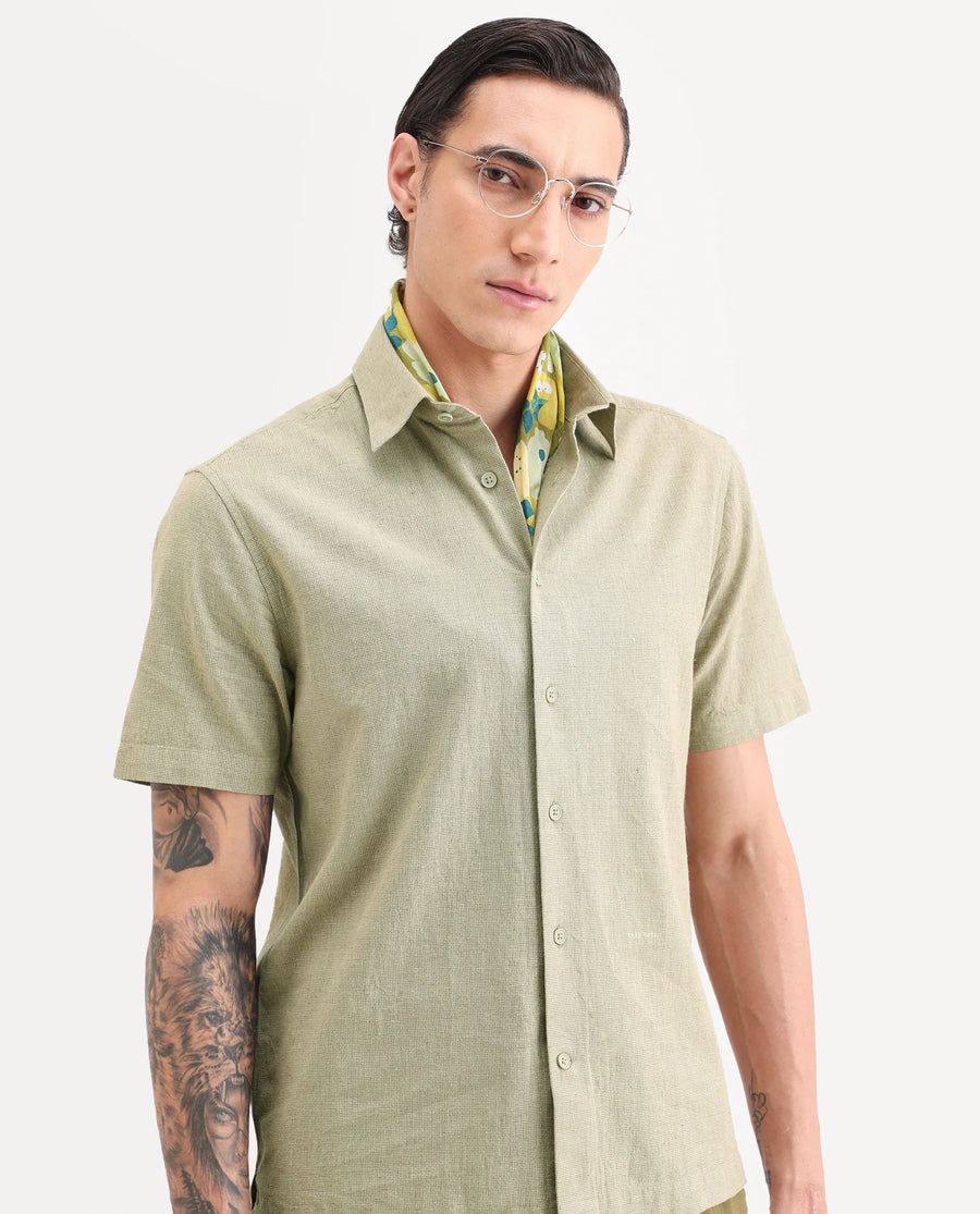 Rare Rabbit Men's Rode Green Cotton Blend Fabric Half Sleeve Spread Collar Regular Fit Plain Shirt