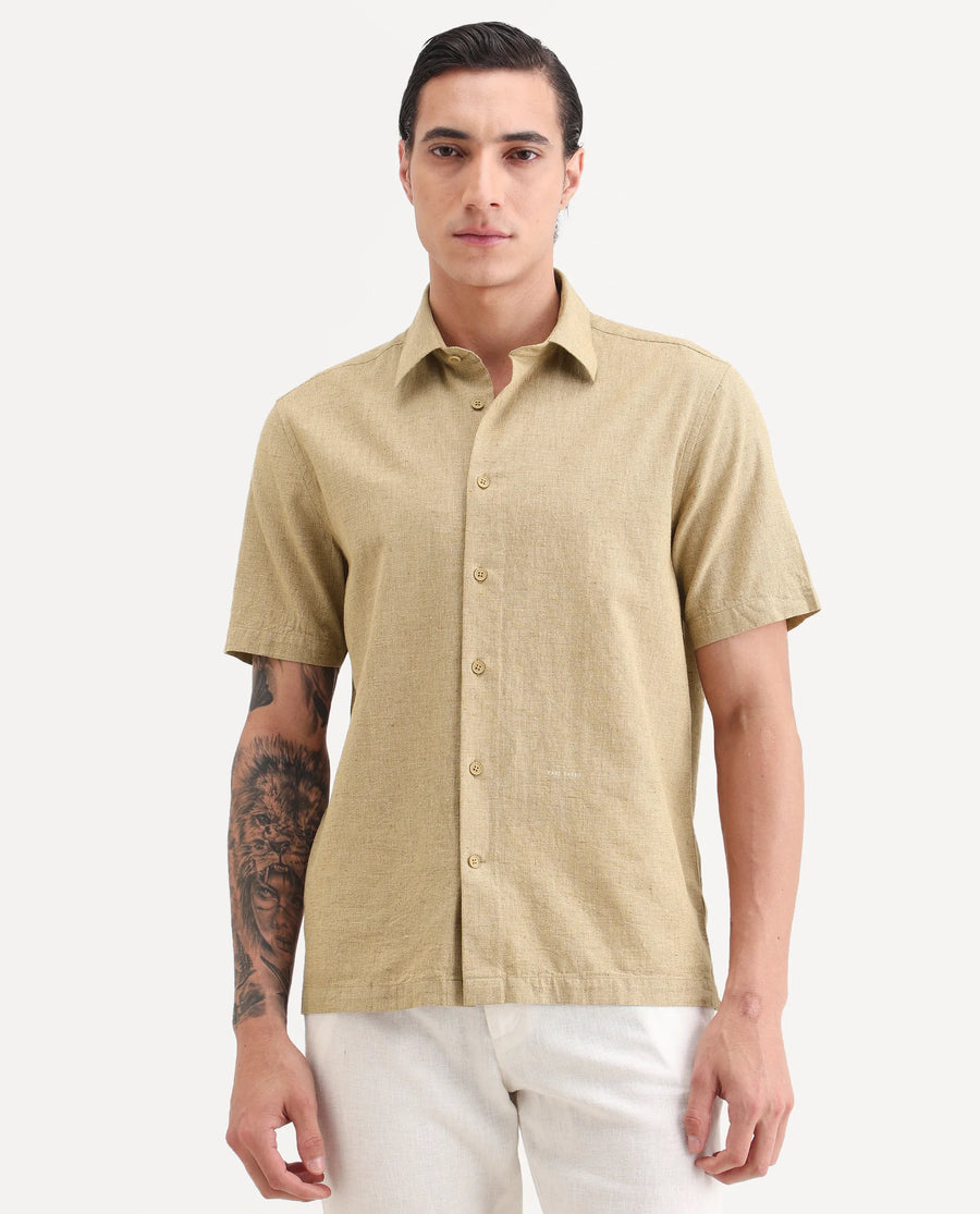 Rare Rabbit Men's Rode Musturd Cotton Blend Fabric Half Sleeve Spread Collar Regular Fit Plain Shirt