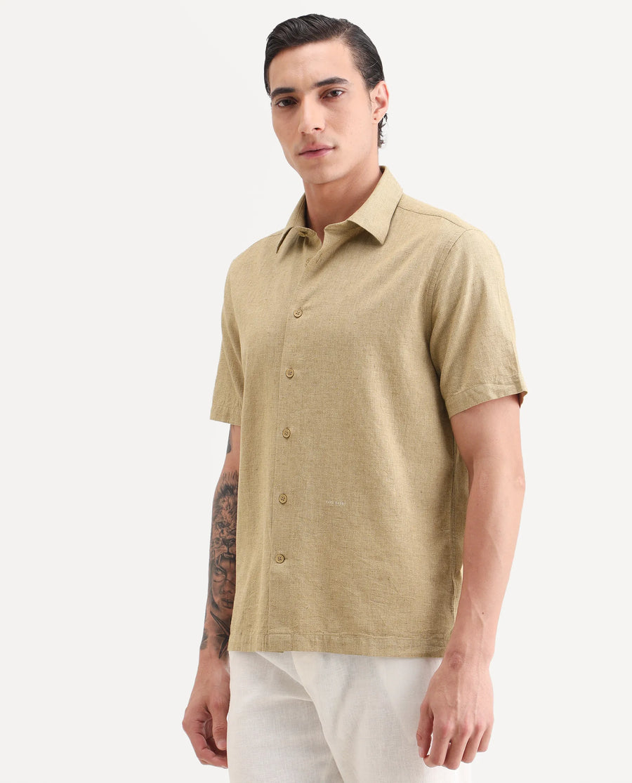 Rare Rabbit Men's Rode Musturd Cotton Blend Fabric Half Sleeve Spread Collar Regular Fit Plain Shirt