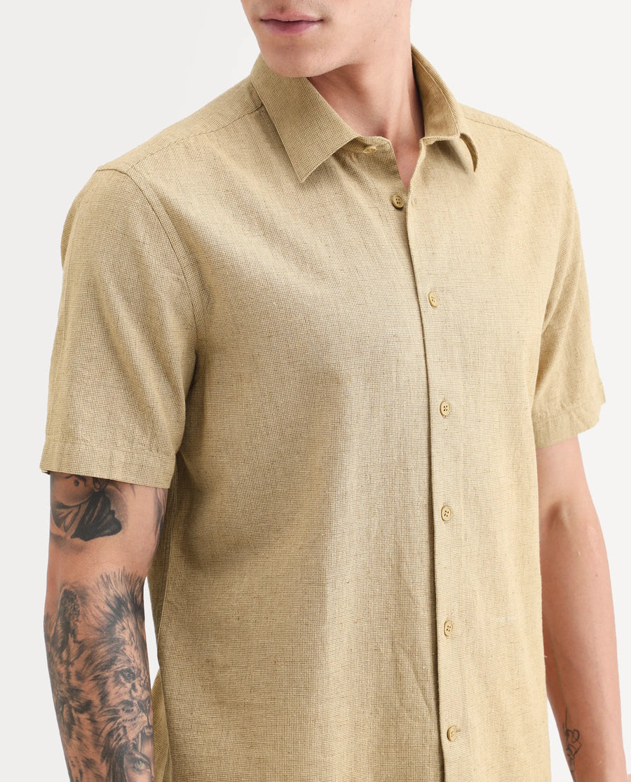 Rare Rabbit Men's Rode Musturd Cotton Blend Fabric Half Sleeve Spread Collar Regular Fit Plain Shirt