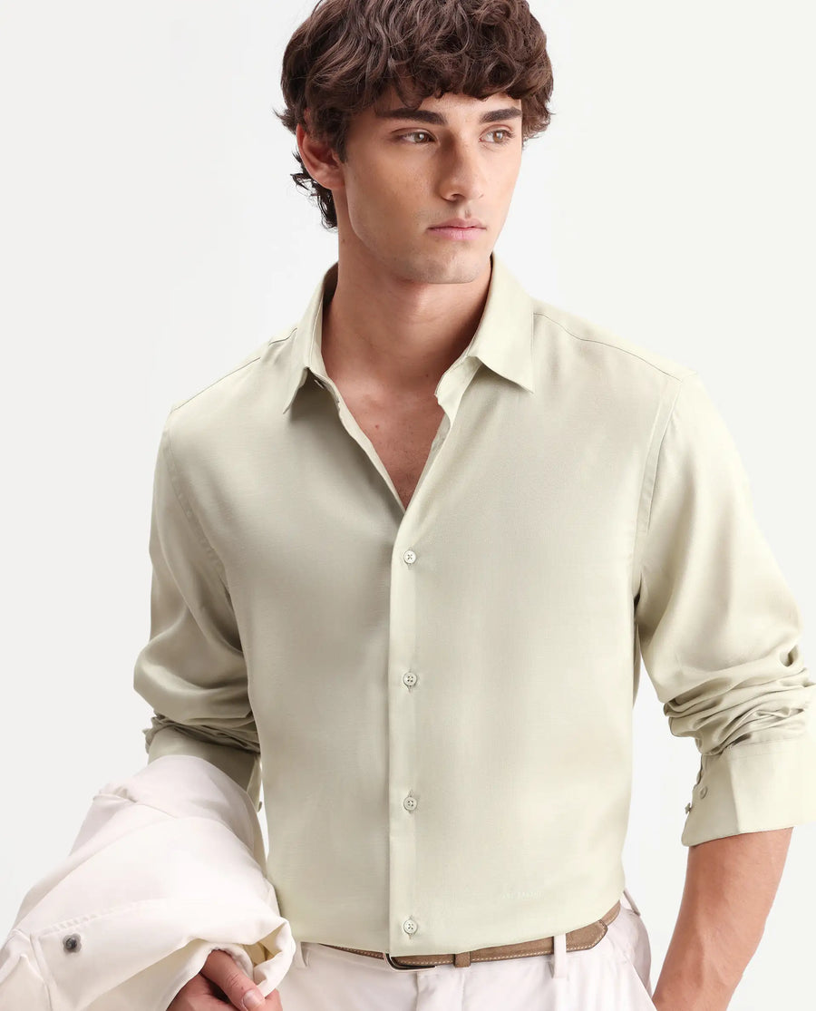 Rare Rabbit Men's Zanty Light Green Cotton Blend Fabric Full Sleeve Regular Fit Plain Shirt