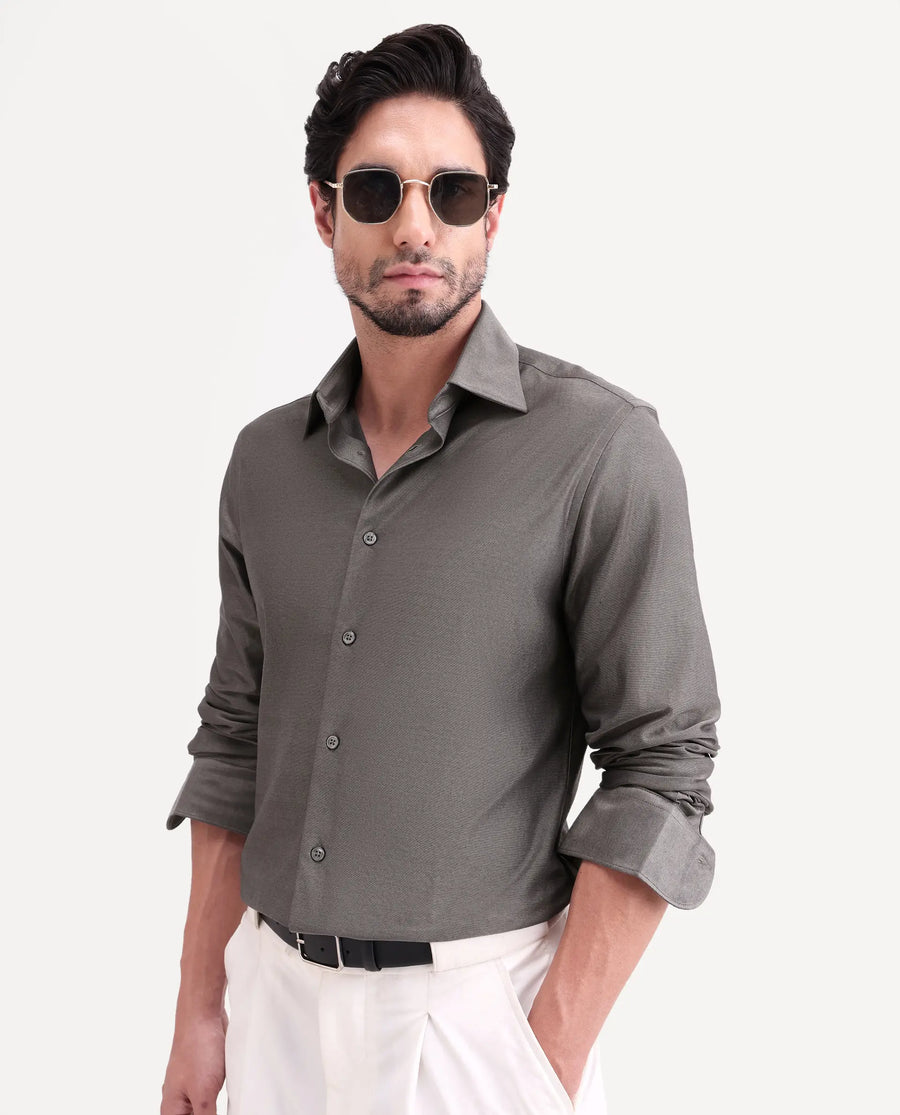Rare Rabbit Men's Bogi Dusky Brown Cotton Blend Full Sleeve Spread Collar Regular Fit Plain Shirt