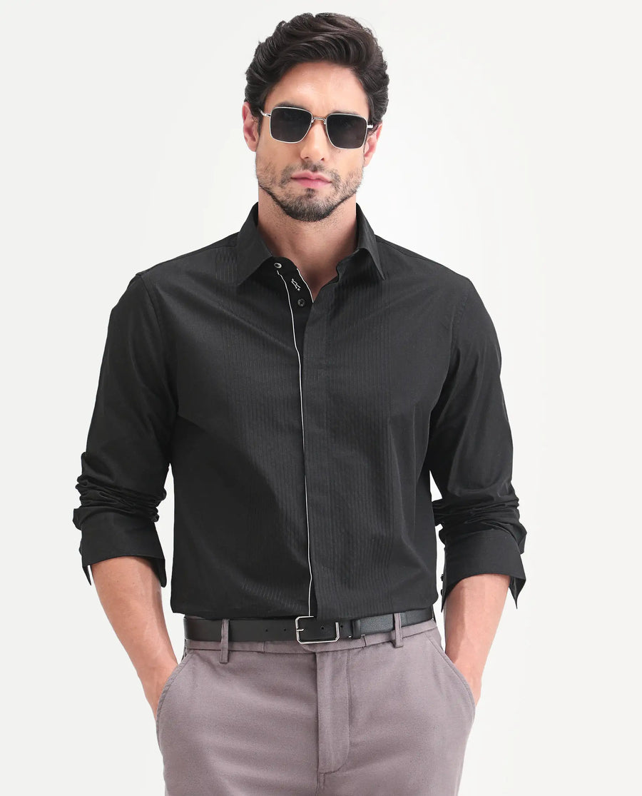 Rare Rabbit Men's Trev Black Cotton Fabric Full Sleeve Spread Collar Regular Striped Shirt