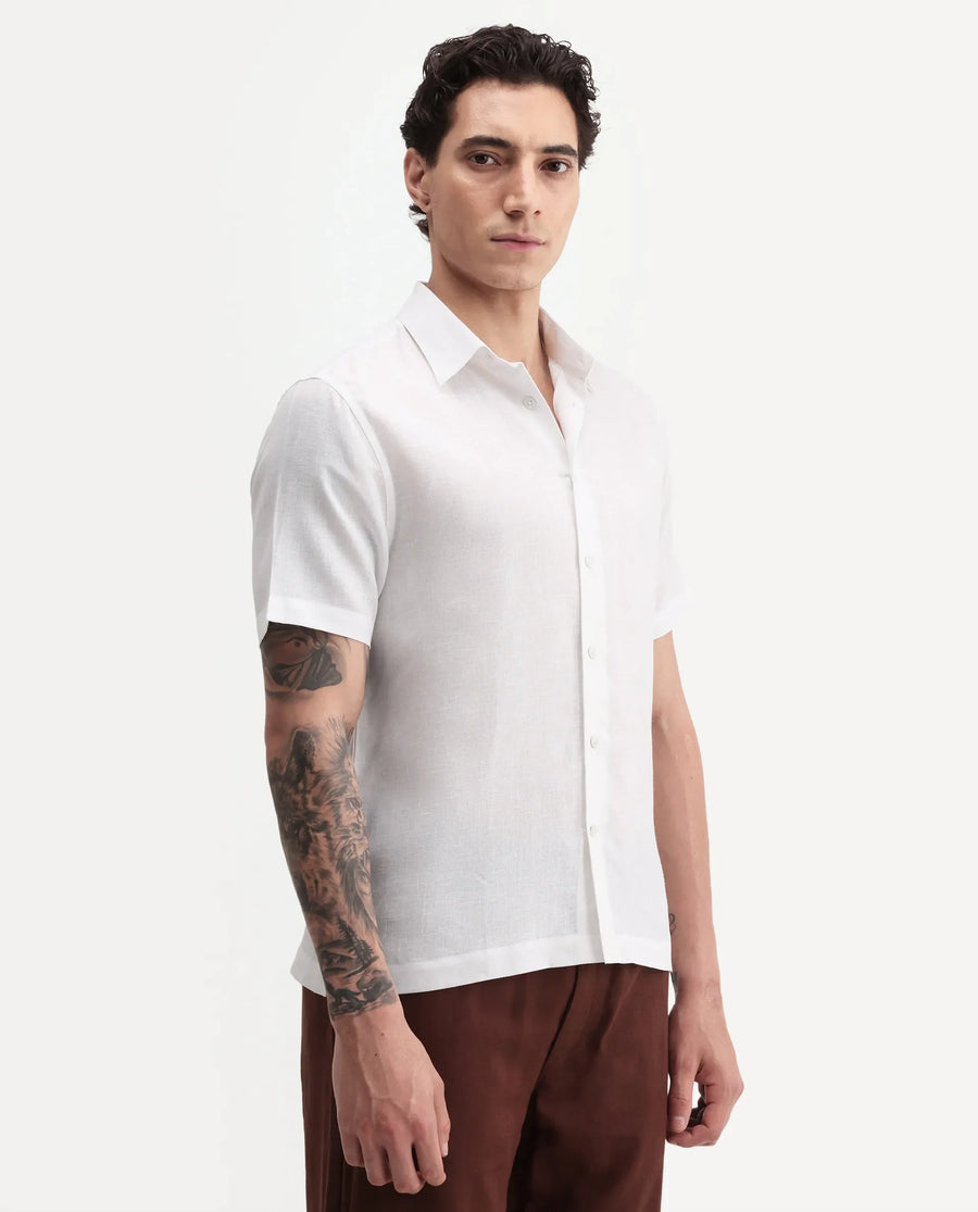 Rare Rabbit Men's Aerik Ss White Linen Blend Fabric Half Sleeve Spread Collar Button Regular Plain Shirt