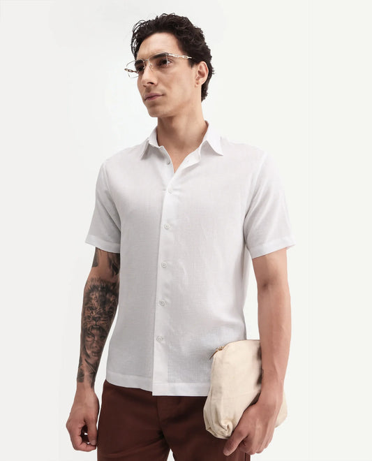 Rare Rabbit Men's Aerik Ss White Linen Blend Fabric Half Sleeve Spread Collar Button Regular Plain Shirt