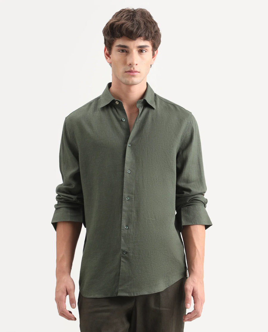 Rare Rabbit Men's Lewan-Ls Dark Green Linen Blend Spread Collar Regular Plain Shirt