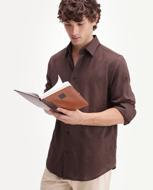Rare Rabbit Men's Fexa Dark Brown Cotton Blend Spread Collar Regular Plain Shirt