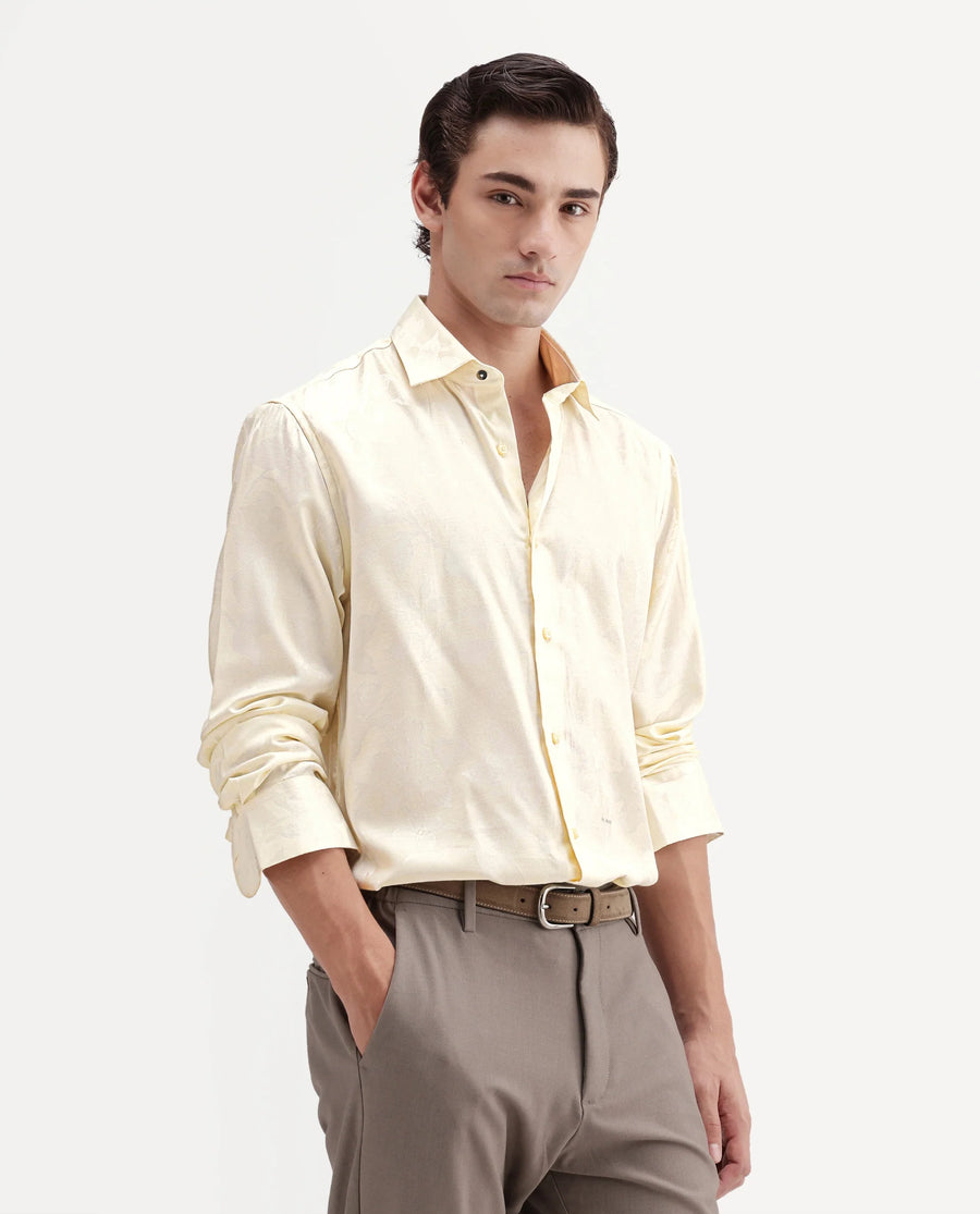 Rare Rabbit Men's Nomo Off White Polyester Blend Fabric Spread Collar Regular Fit Jacquard Shirt