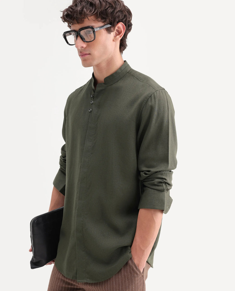 Rare Rabbit Men's Throne-Aw26 Dark Olive Linen Blend Mandarin Collar Regular Plain Shirt