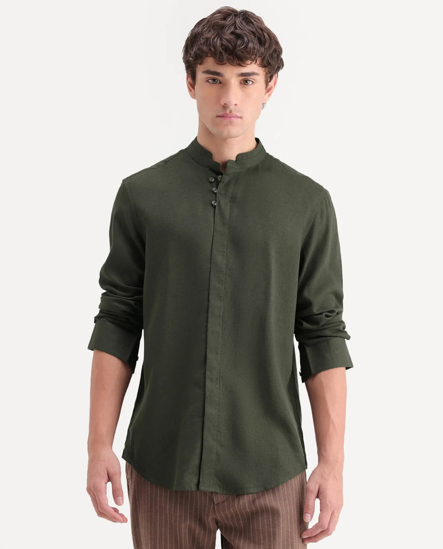 Rare Rabbit Men's Throne-Aw26 Dark Olive Linen Blend Mandarin Collar Regular Plain Shirt