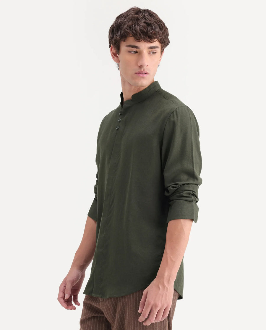 Rare Rabbit Men's Throne-Aw26 Dark Olive Linen Blend Mandarin Collar Regular Plain Shirt