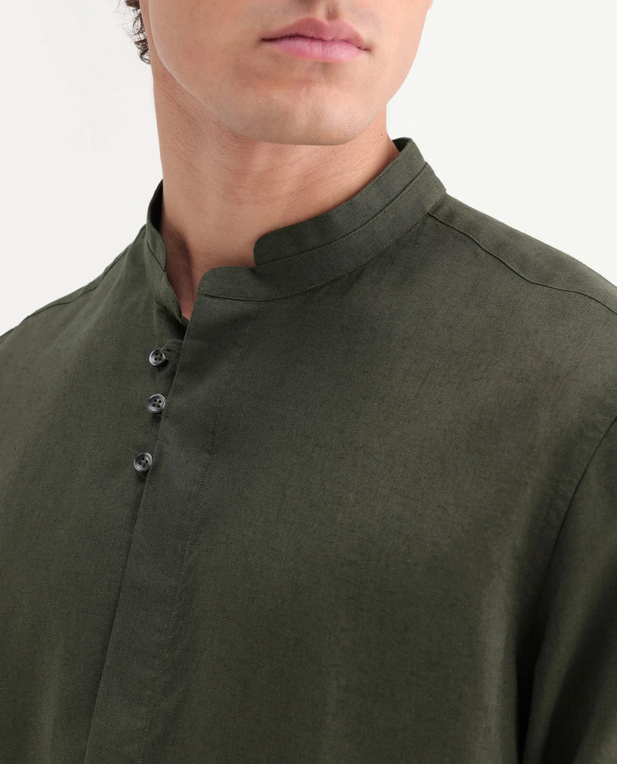 Rare Rabbit Men's Throne-Aw26 Dark Olive Linen Blend Mandarin Collar Regular Plain Shirt