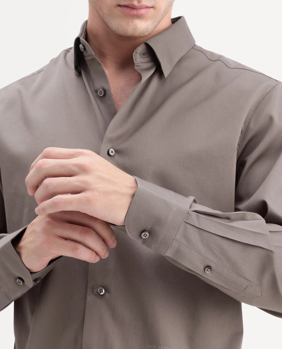 Rare Rabbit Men's Como-Aw26 Dusky Brown Cotton Blend Spread Collar Regular Plain Shirt