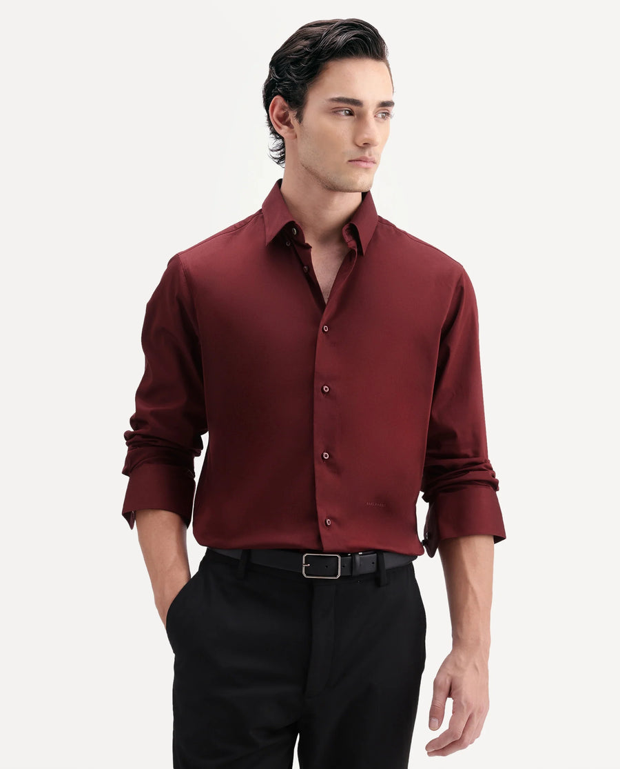 Rare Rabbit Men's Como-Aw26 Dusky Red Cotton Blend Spread Collar Regular Plain Shirt