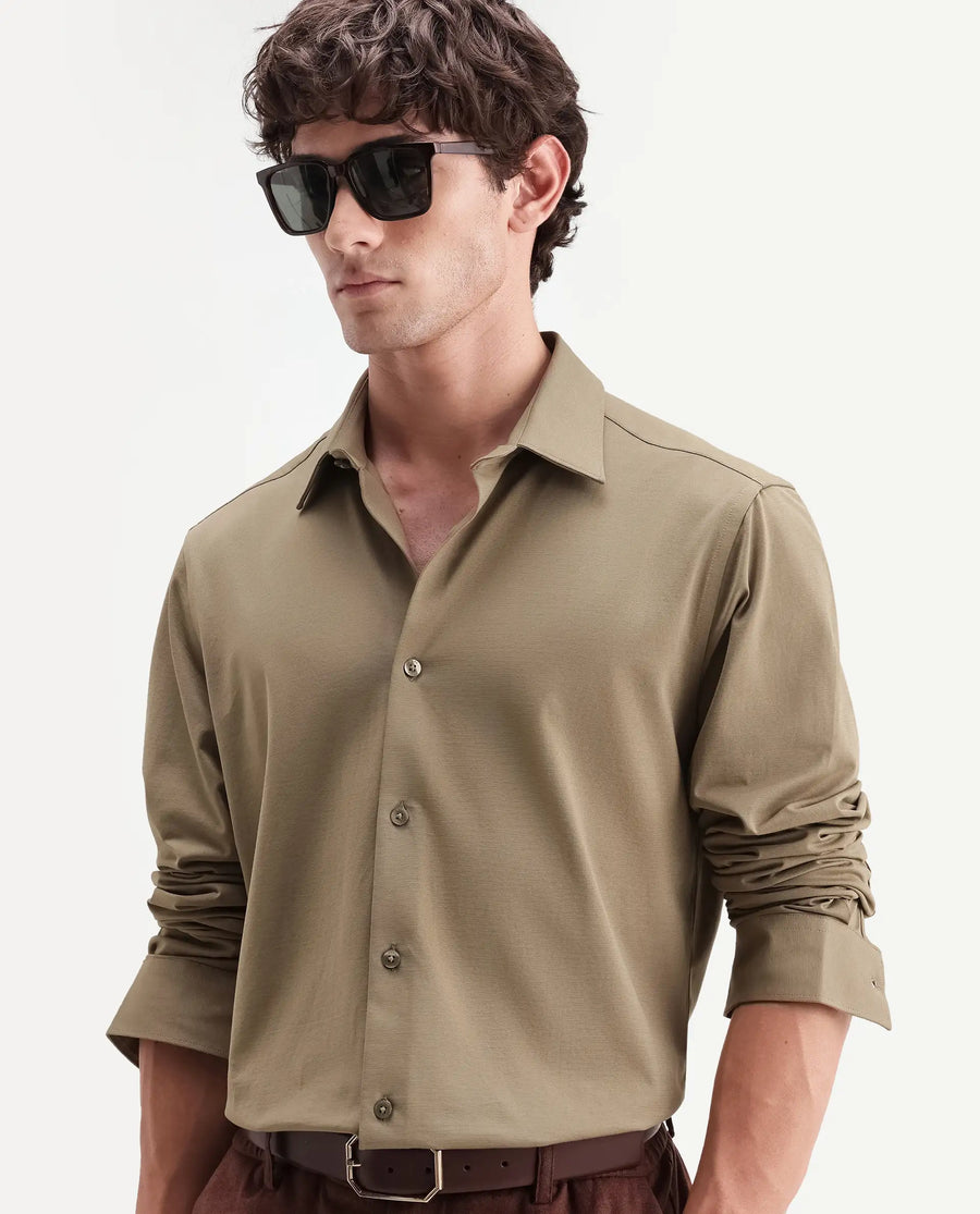 Rare Rabbit Men's Tour-Aw26 Dusky Green Cotton Blend Spread Collar Regular Plain Shirt
