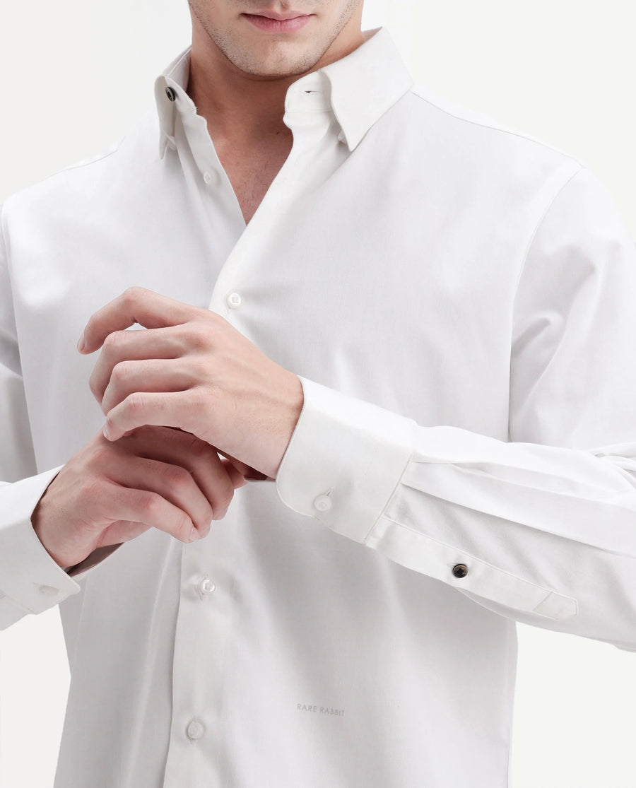 Rare Rabbit Men's Como-Aw26 White Cotton Blend Spread Collar Regular Plain Shirt