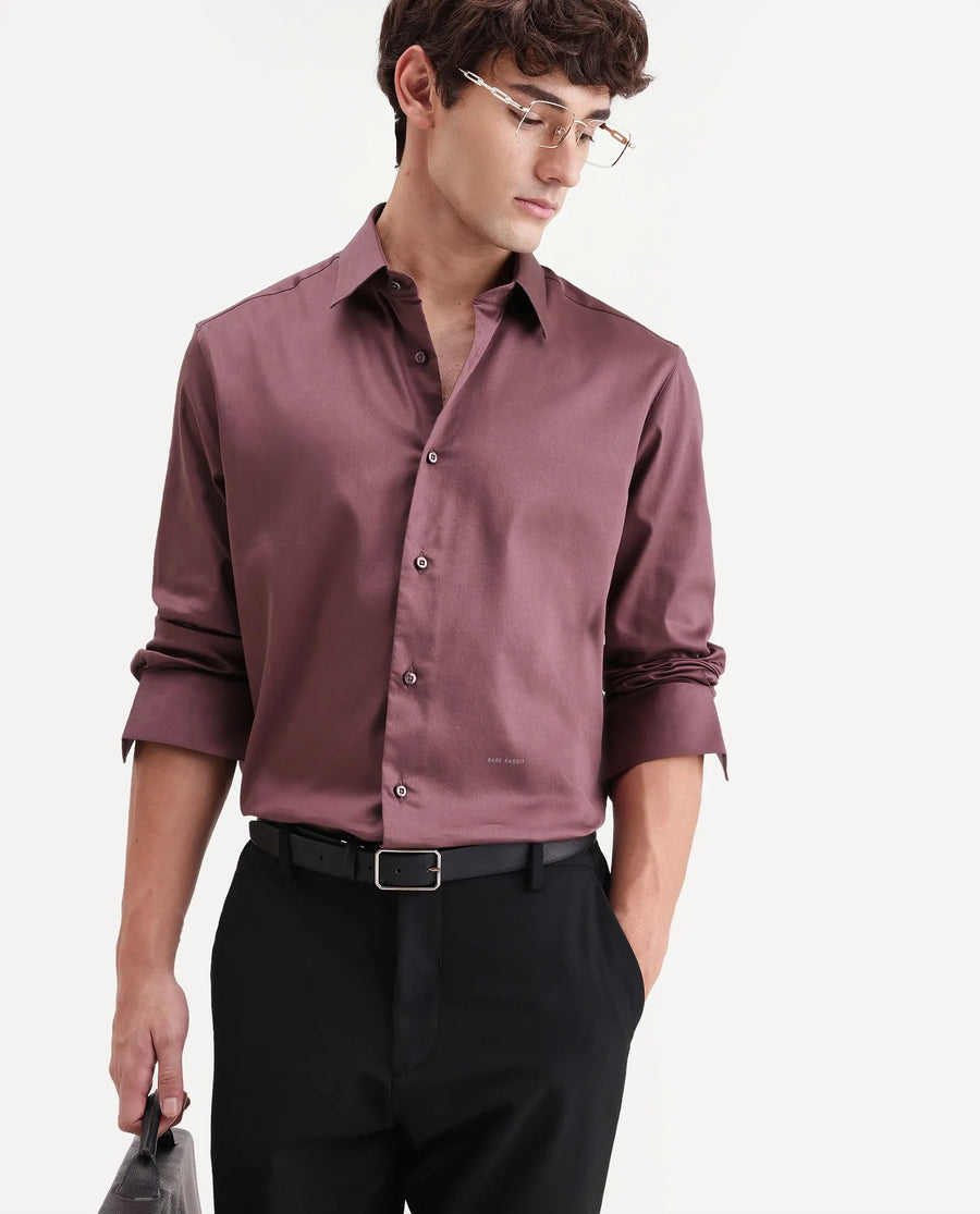 Rare Rabbit Men's Holla-Aw26 Dusky Red Cotton Blend Spread Collar Regular Plain Shirt
