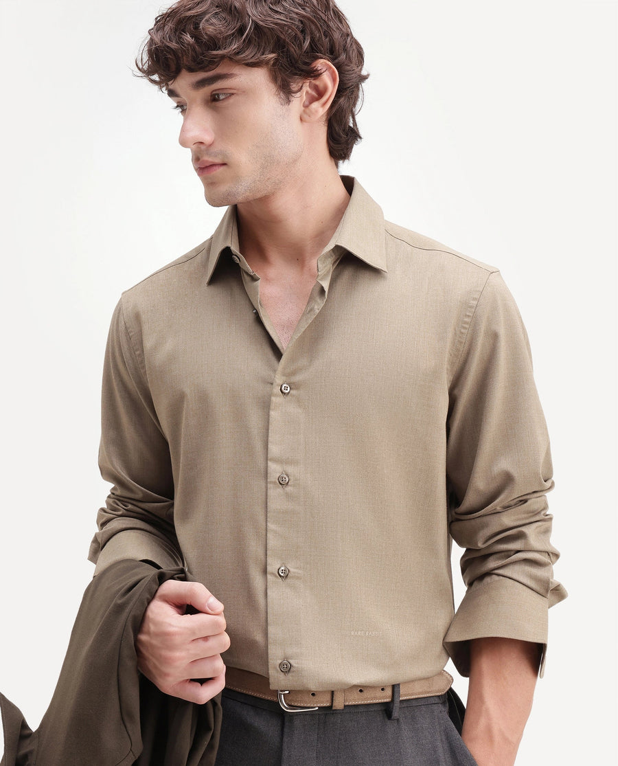 Rare Rabbit Men's Gunjo-Aw26 Dusky Green Polyester Blend Spread Collar Regular Plain Shirt