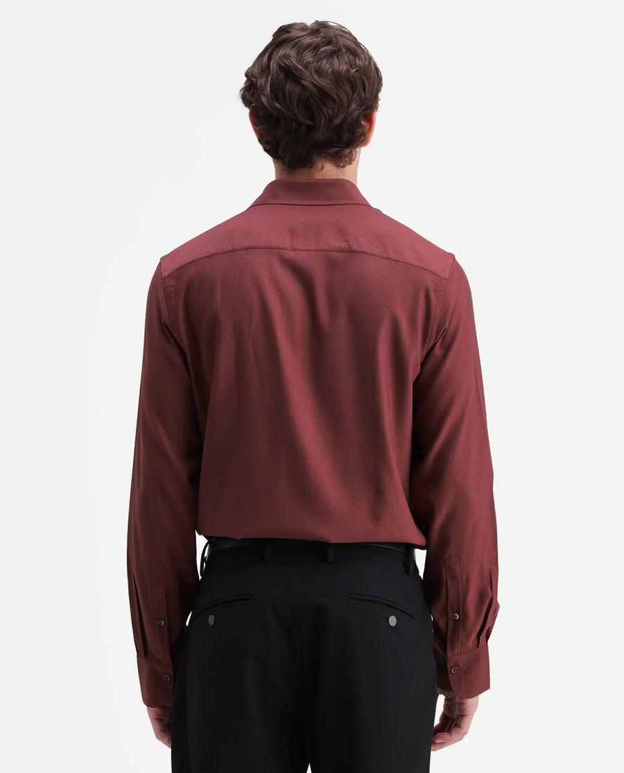 Rare Rabbit Men's Mer-Aw26 Red Viscose Blend Spread Collar Regular Plain Shirt
