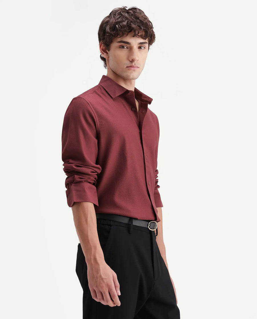 Rare Rabbit Men's Mer-Aw26 Red Viscose Blend Spread Collar Regular Plain Shirt