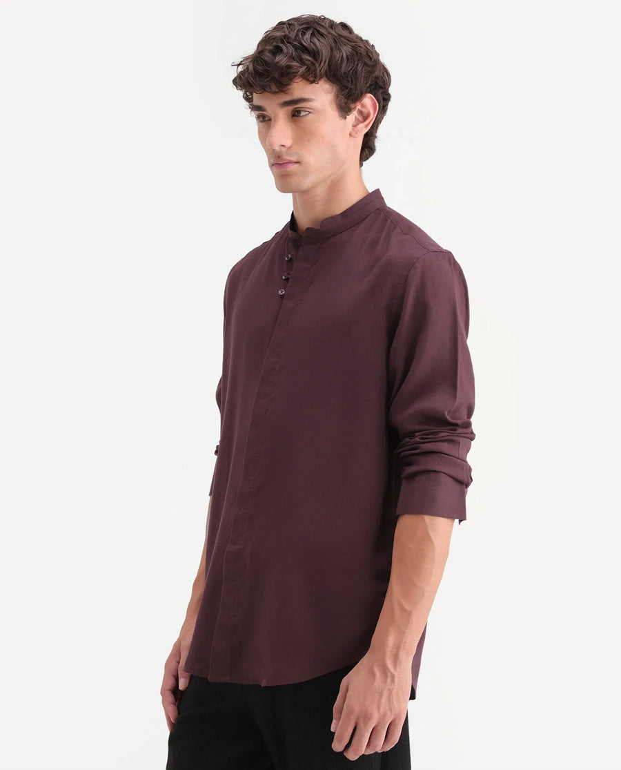 Rare Rabbit Men's Throne-Aw26 Dusky Maroon Linen Blend Mandarin Collar Regular Plain Shirt