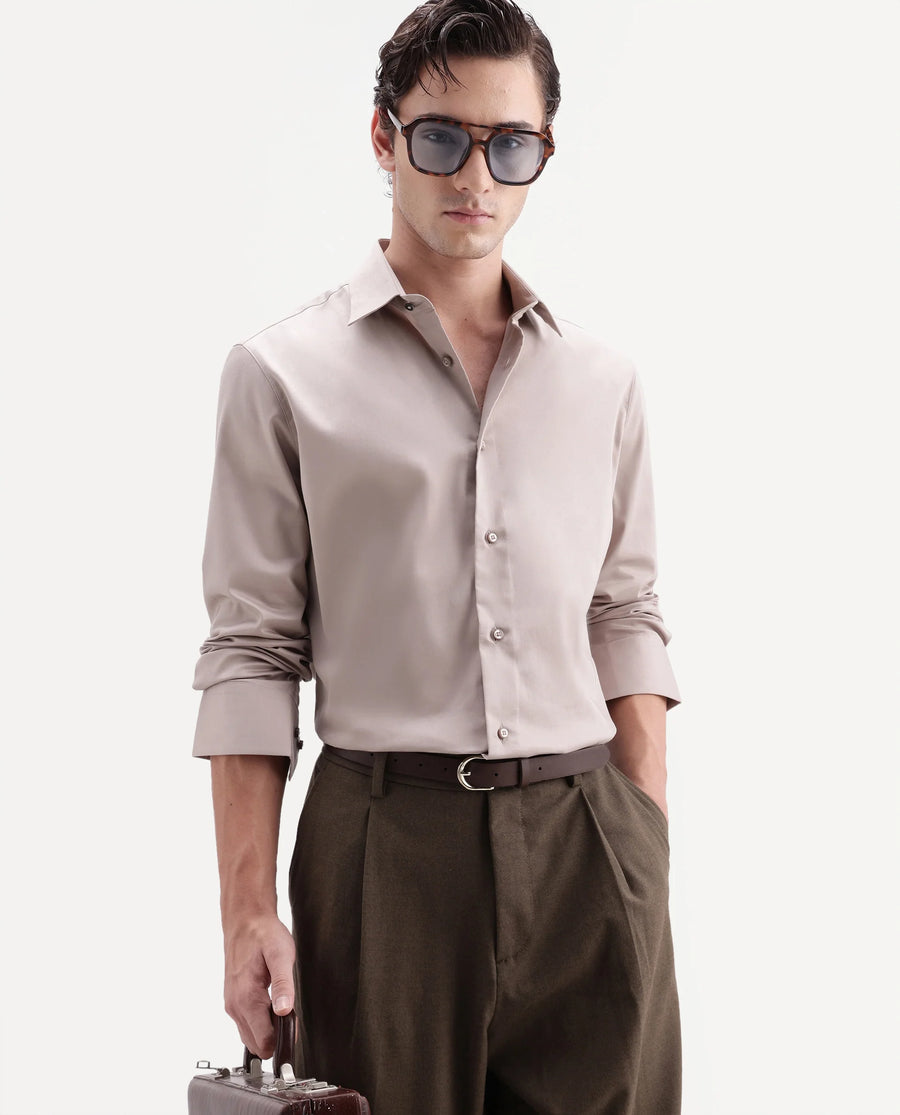 Rare Rabbit Men's Holla-Aw26 Beige Cotton Blend Spread Collar Regular Plain Shirt
