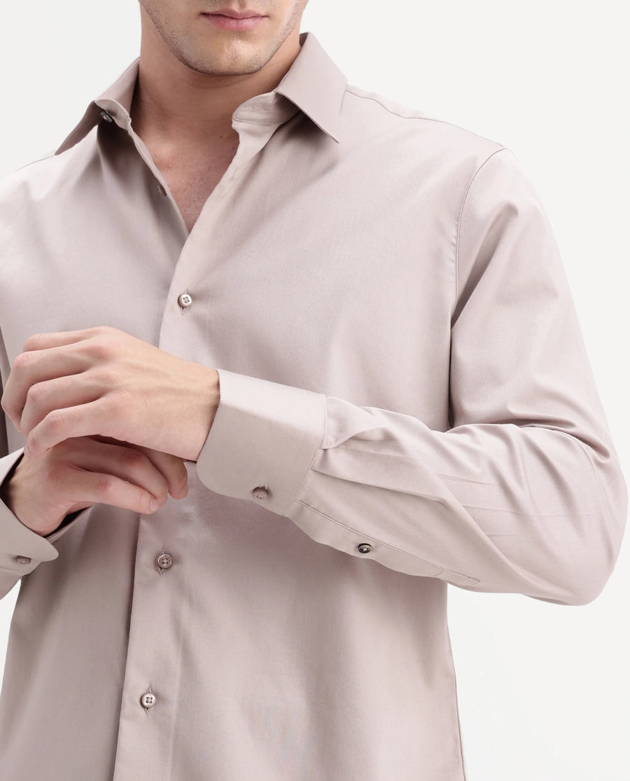 Rare Rabbit Men's Holla-Aw26 Beige Cotton Blend Spread Collar Regular Plain Shirt