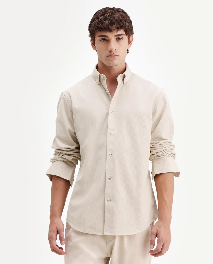 Rare Rabbit Men's Buita-Aw26 Off White Cotton Spread Collar Regular Fit Plain Shirt