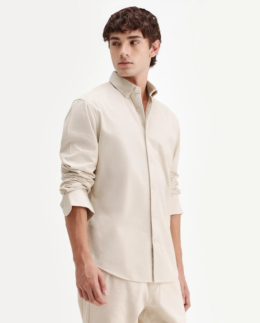 Rare Rabbit Men's Buita-Aw26 Off White Cotton Spread Collar Regular Fit Plain Shirt