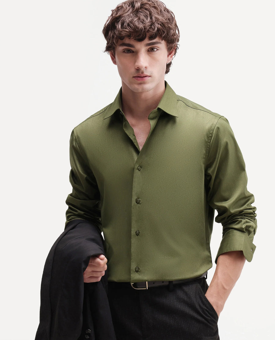 Rare Rabbit Men's Aston Dark Green Polyester Blend Spread Collar Button Regular Plain Shirt