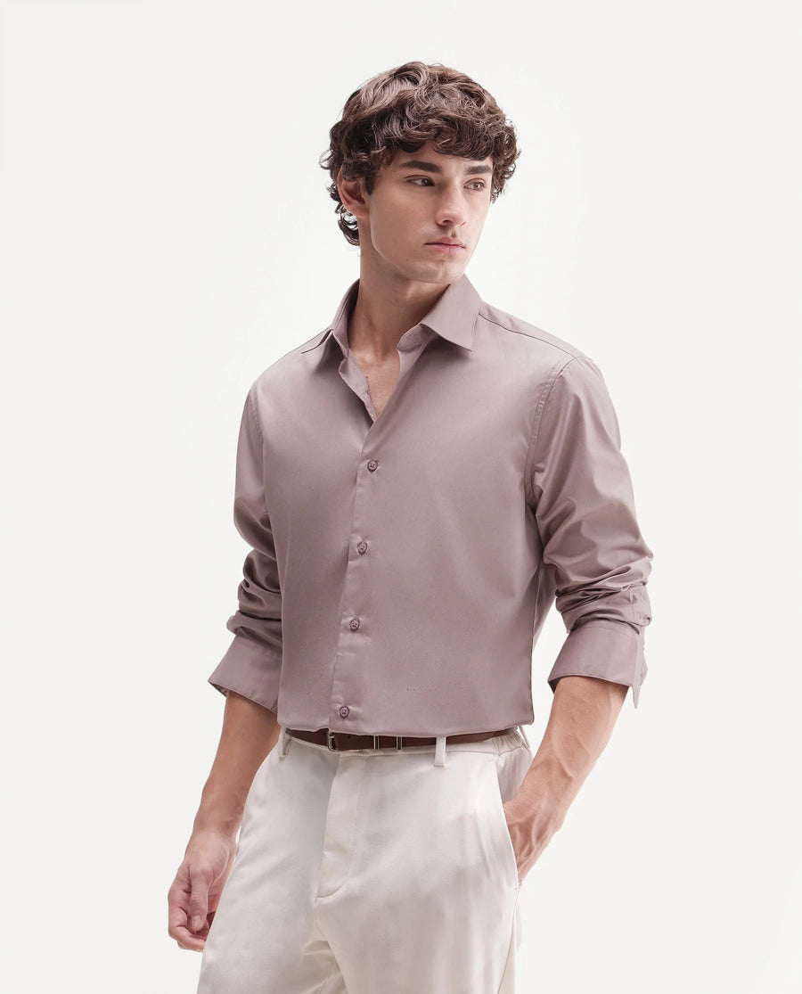 Rare Rabbit Men's Aston Dusky Pink Polyester Blend Spread Collar Button Regular Plain Shirt