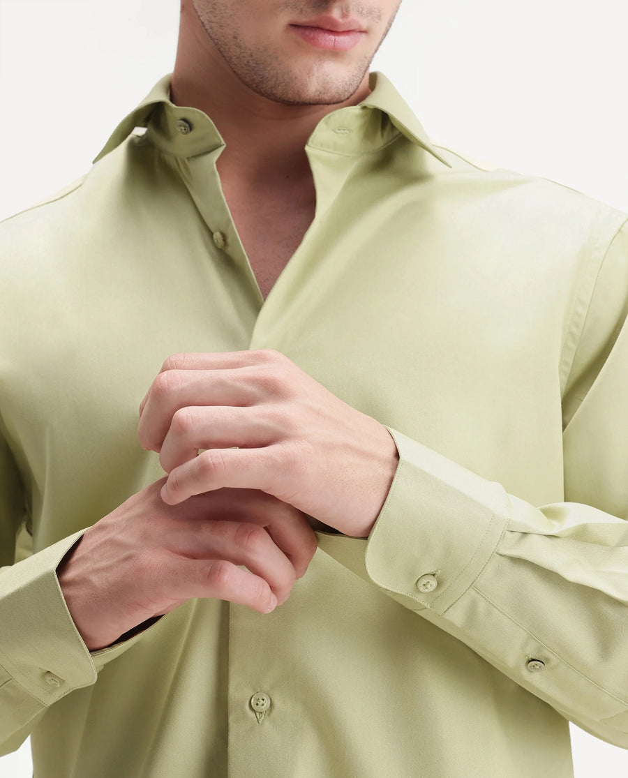 Rare Rabbit Men's Aston Light Green Polyester Blend Spread Collar Button Regular Plain Shirt