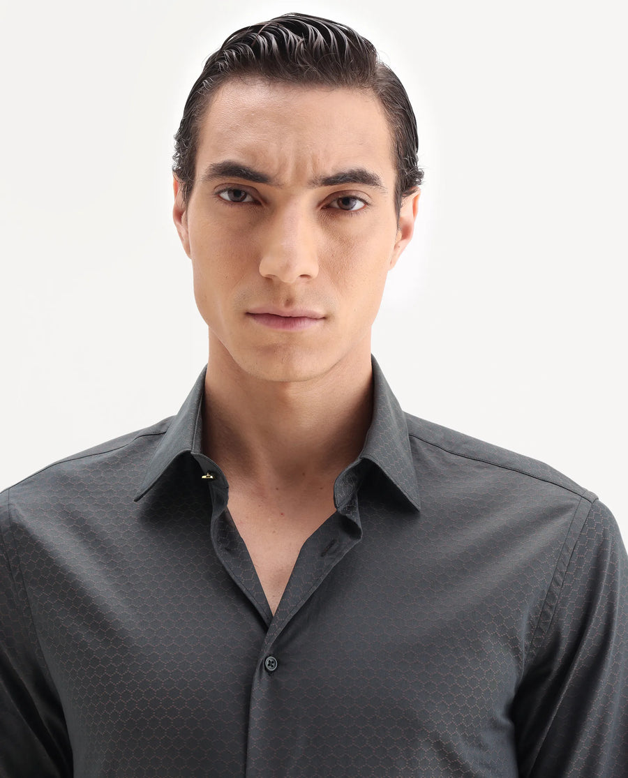 Rare Rabbit Men's Sner Dark Purple Cotton Fabric Collared Neck Regular Fit Jacquard Shirt
