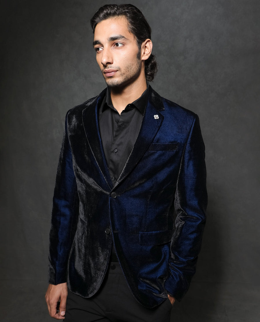 Rare Rabbit Men's Velter Dark Blue Velvet Plain Tailored Fit Full Sleeve Lapel Neck Blazer