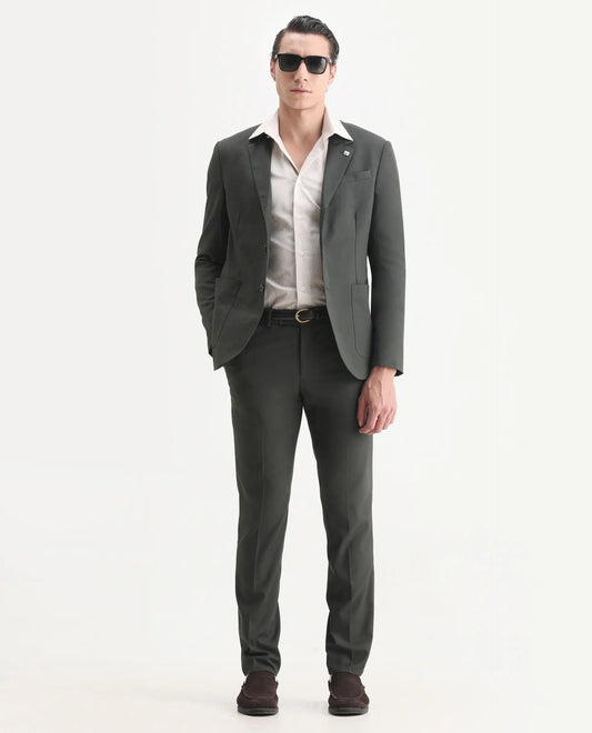 Rare Rabbit Men's Zanza Green Polyester Plain Tailored Fit Full Sleeve Lapel Neck Suits