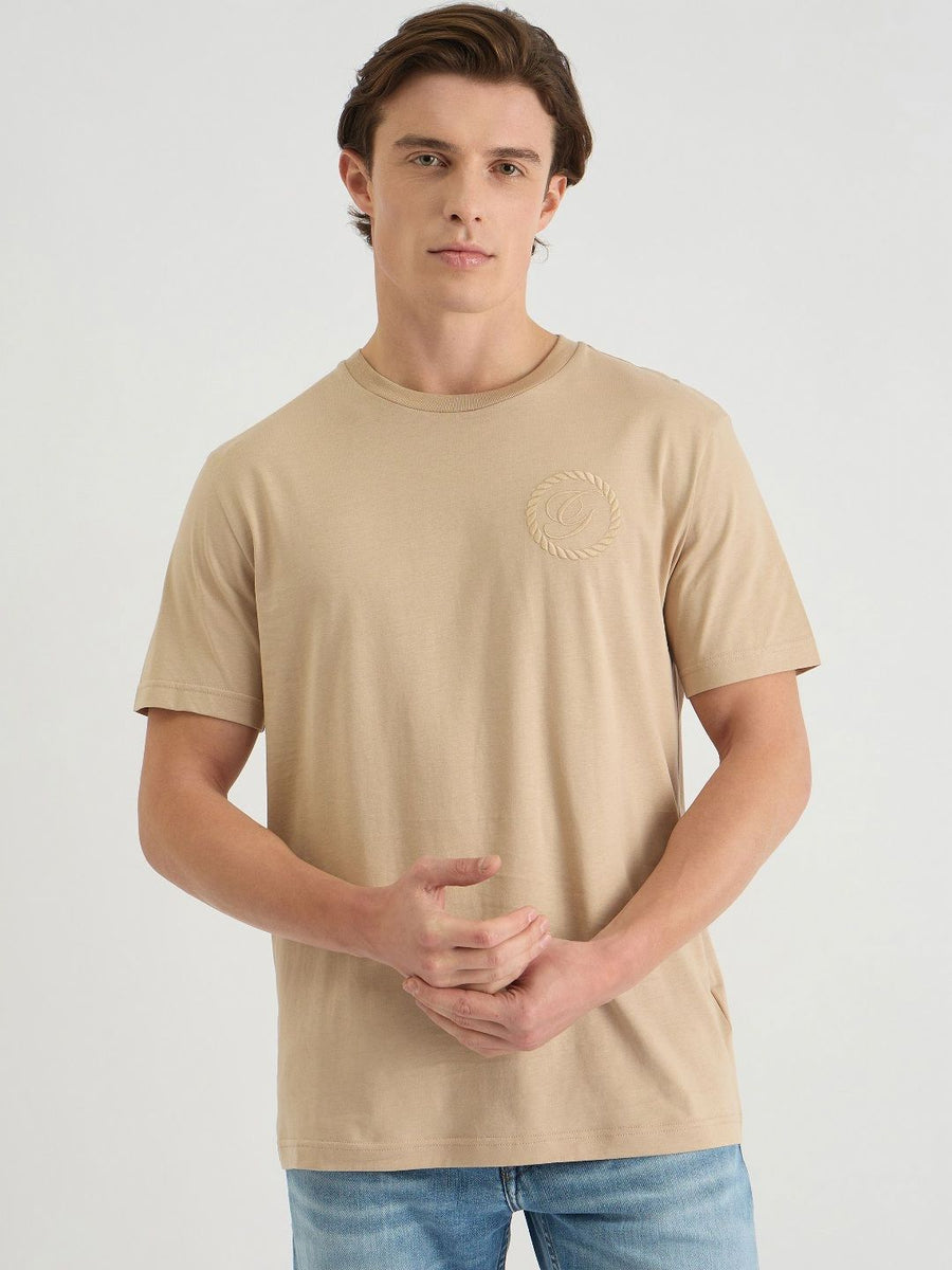 GANT Men Solid Round Neck Crest Graphic Cotton T-shirt