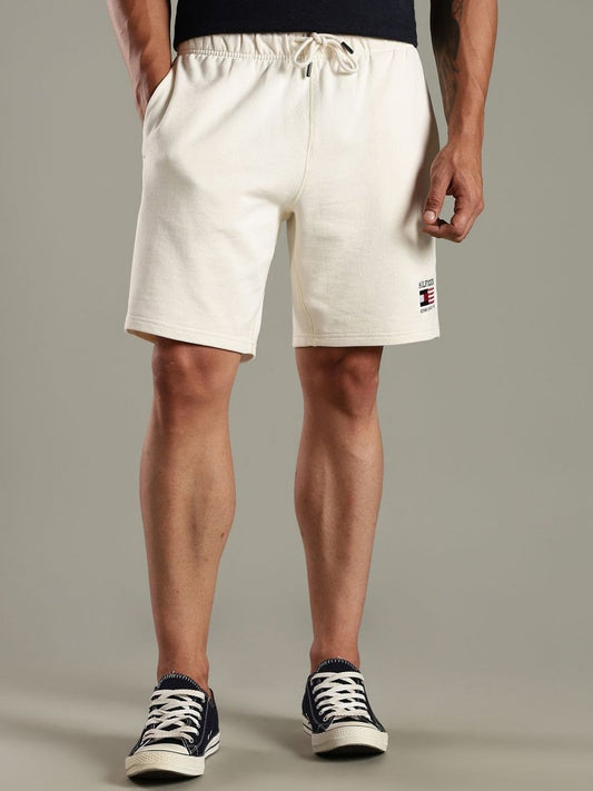 Tommy Hilfiger Men Typography Printed Shorts