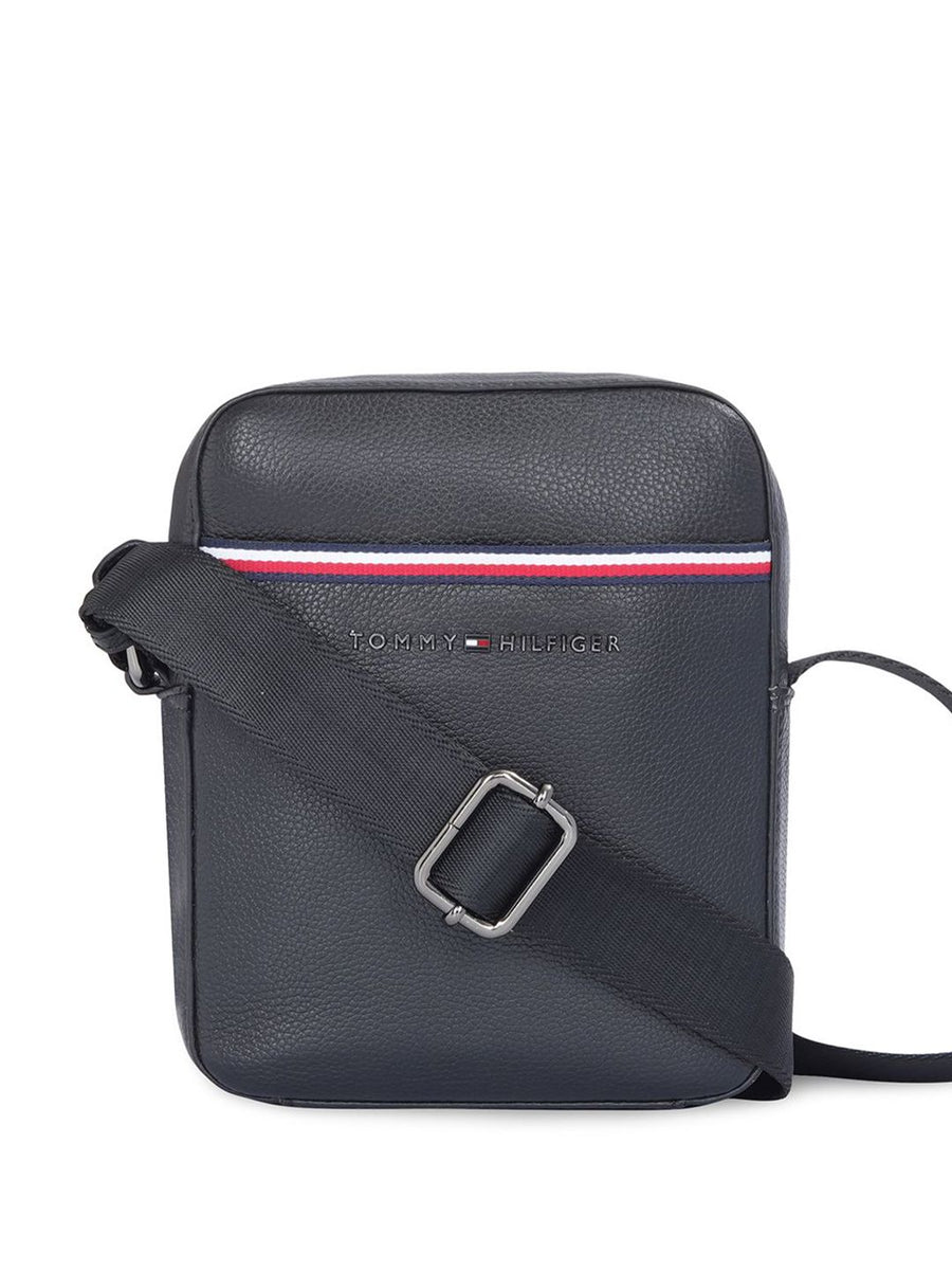 Tommy Hilfiger Unisex Textured Leather Laptop Bag