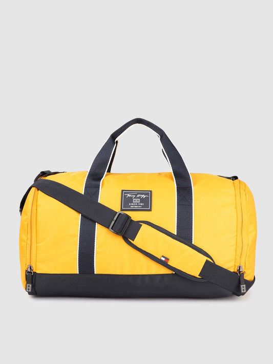 Tommy Hilfiger Unisex Solid Duffel Bag