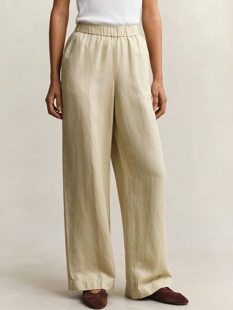 Gant Women Beige Solid Relaxed Fit Linen Trouser