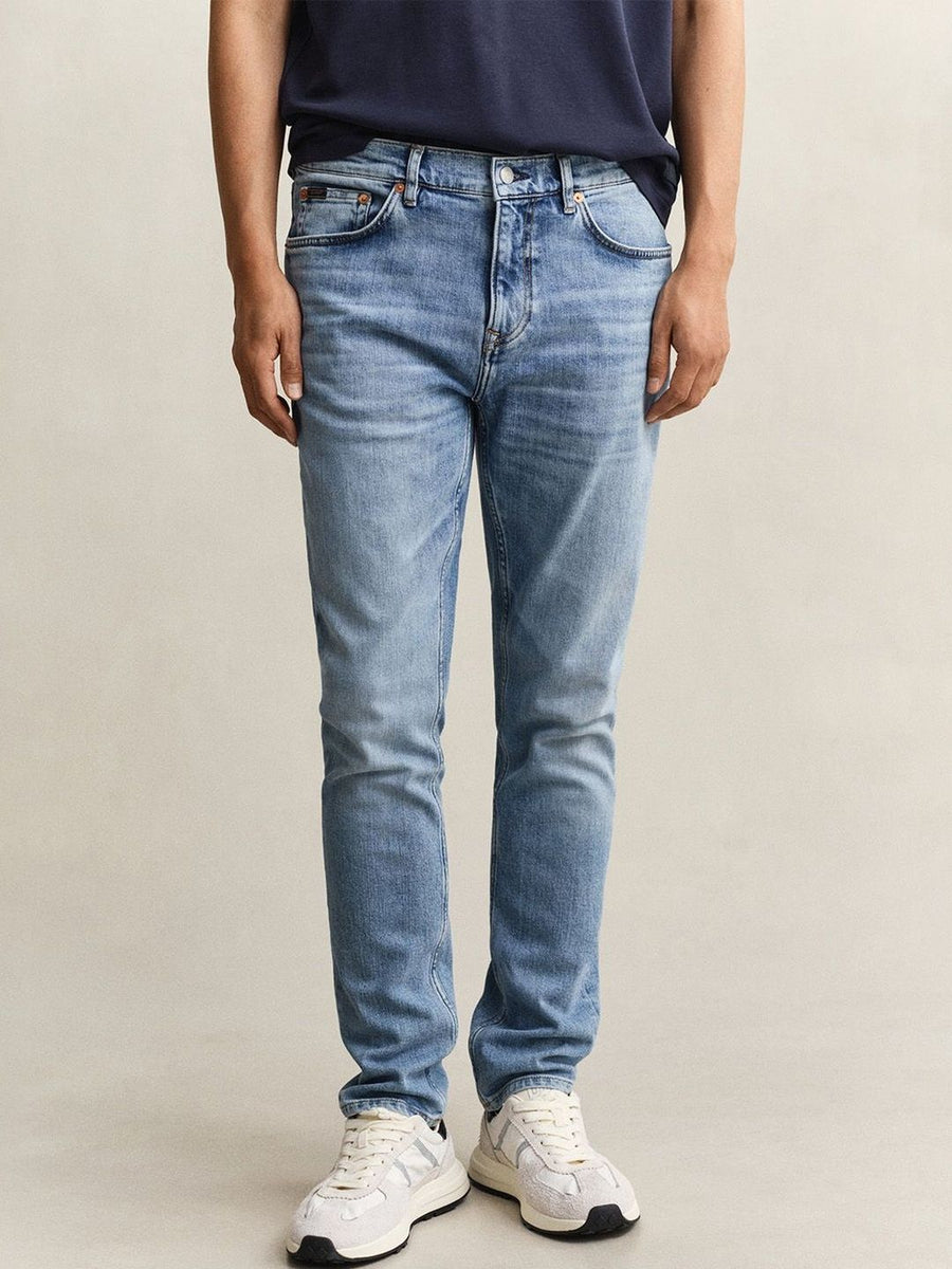 Gant Men Blue Solid Stretchable Slim Fit Jeans